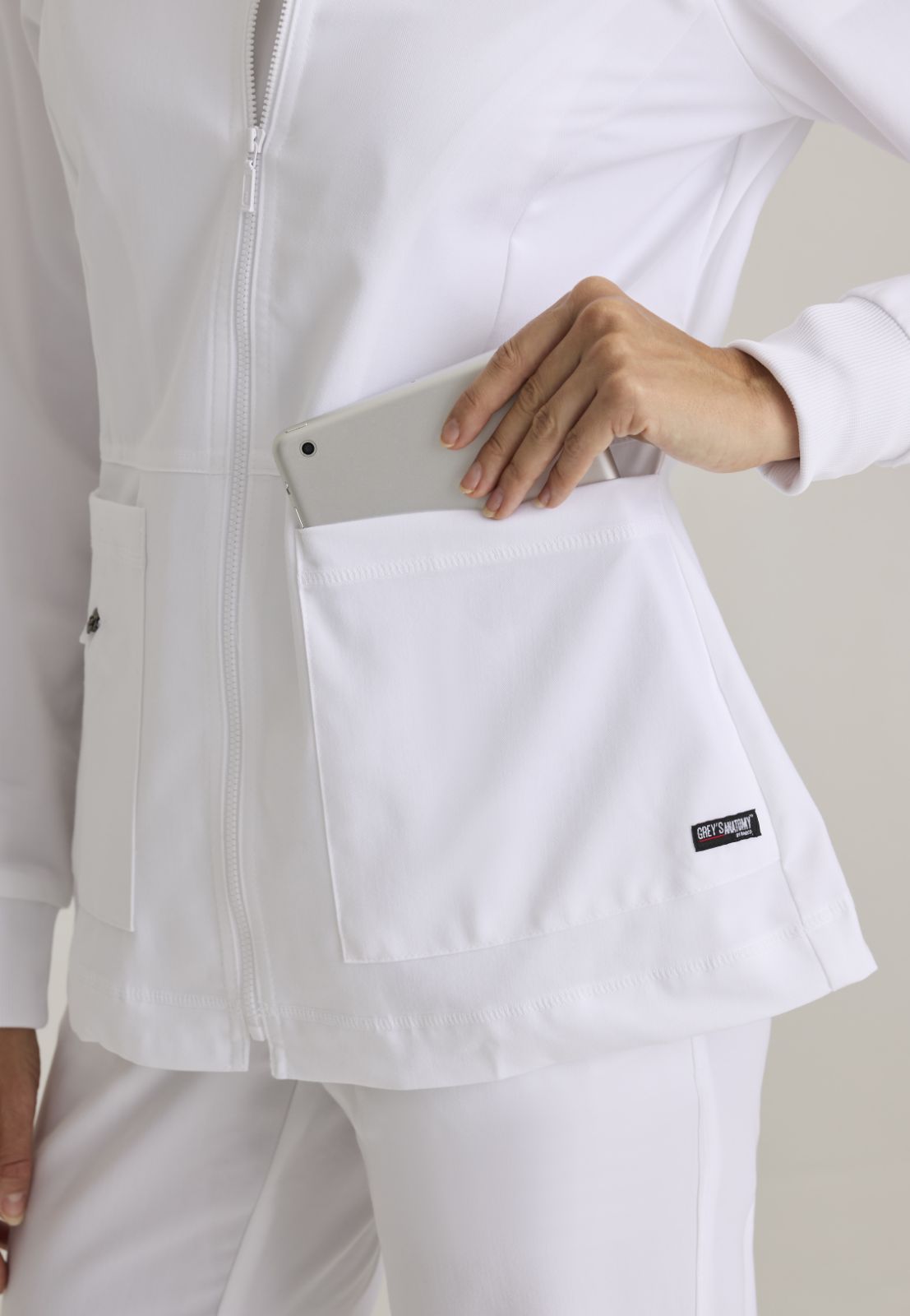 IMG-3fc9ed54d41cc555c886a08d5eb6af00-V